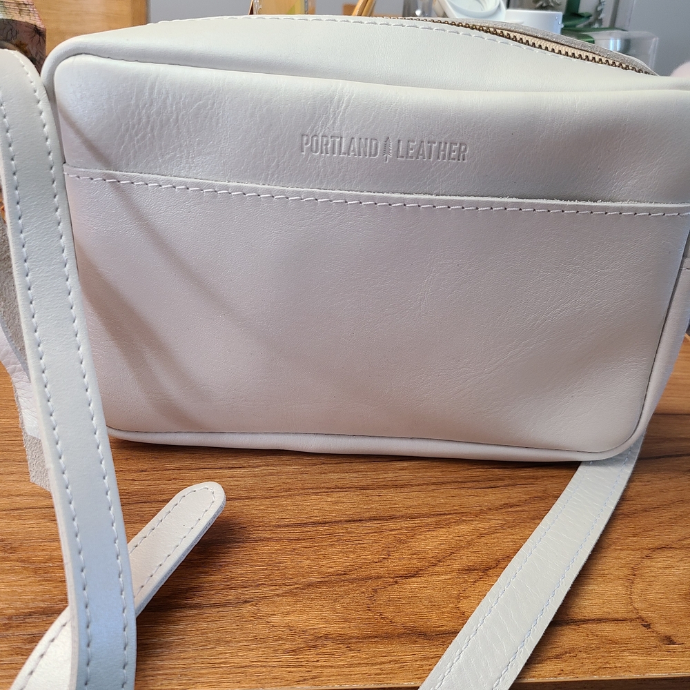 Portland Leather White Crossbody Bag. Limited Edition